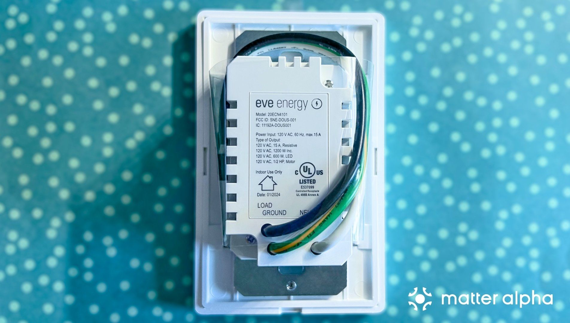 Eve energy outlet review back