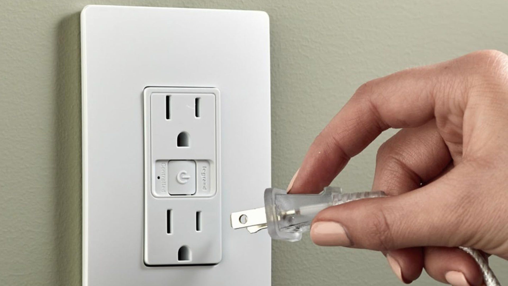 Legrand radiant wifi matter smart outlet lifestyle 2